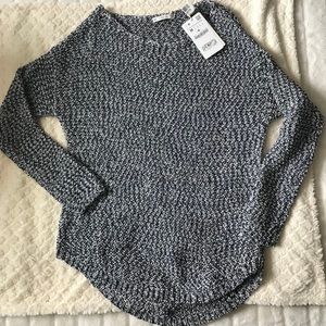 Zara women’s sweater NWT